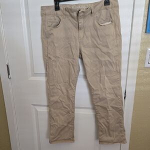 American Eagle Outfitters Khaki Chinos Super Stretch size 14